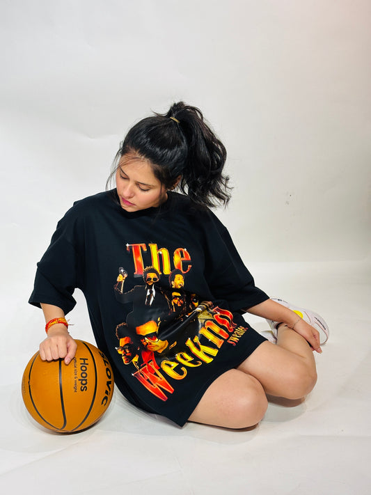 WEEKEND UNISEX OVERSIZED T-SHIRT
